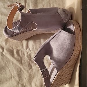 Women's, gray, platform shoes,  buckle- up closure, size 37, NWT